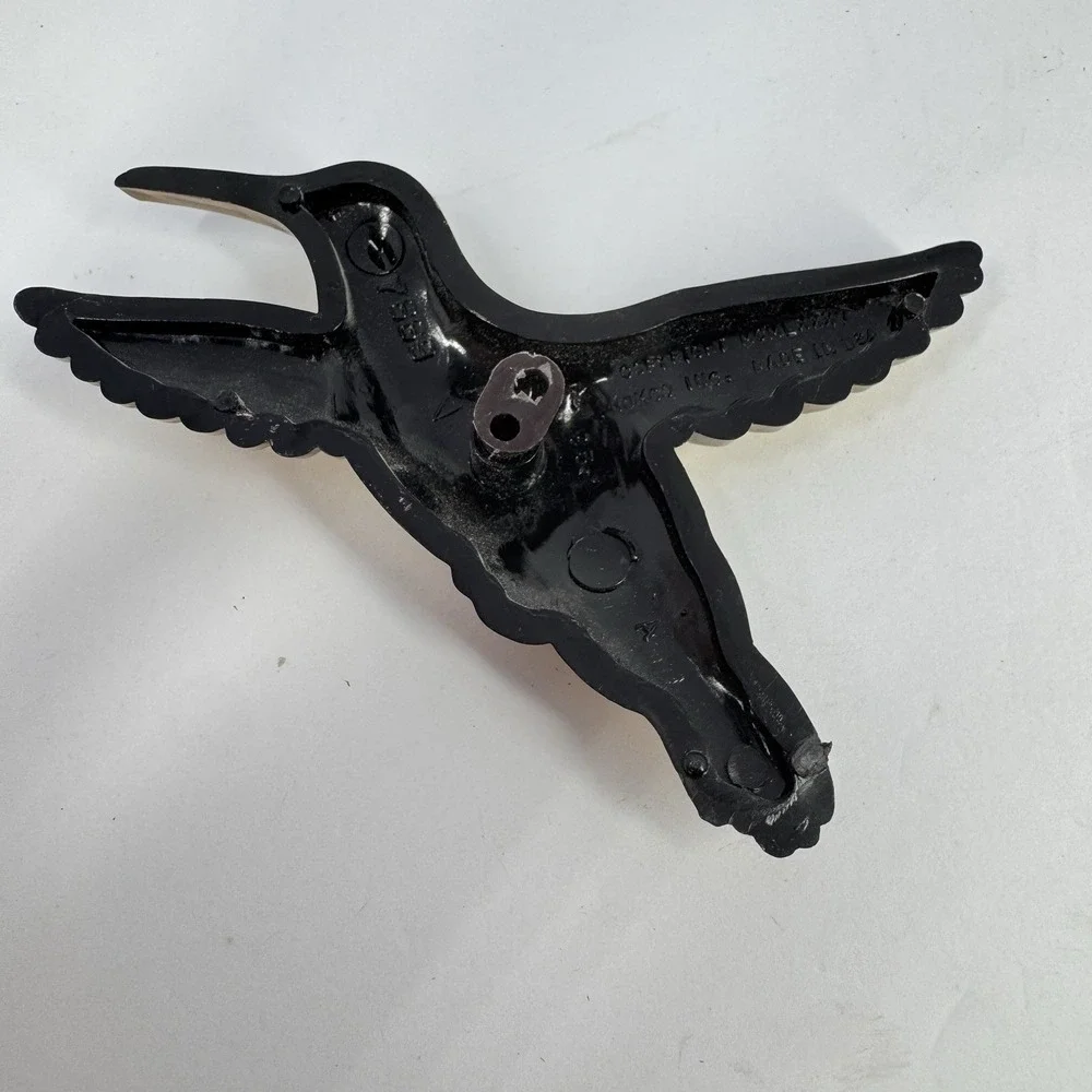 Vintage 1985 Homco‎ Gold Tone Hummingbird Wall Decor Plastic USA